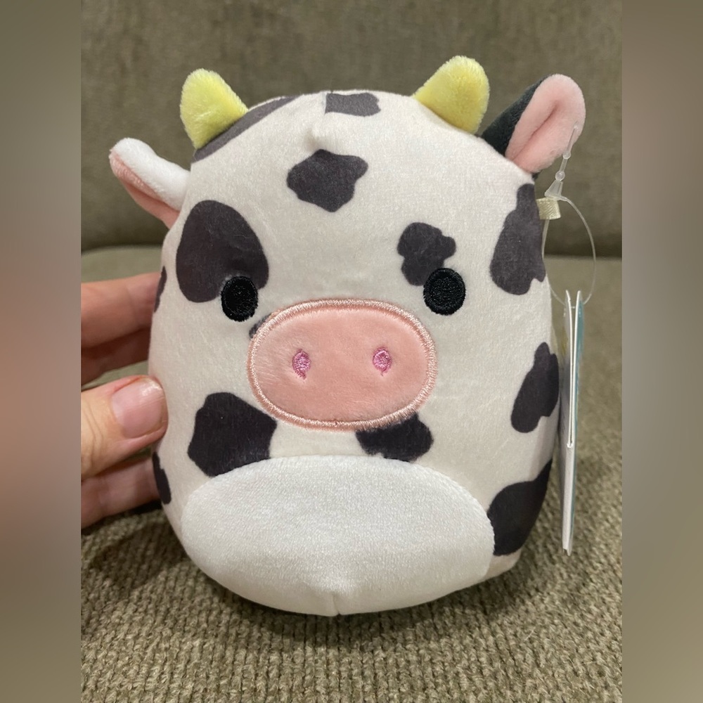 NWT Squishmallows Collin the cow
